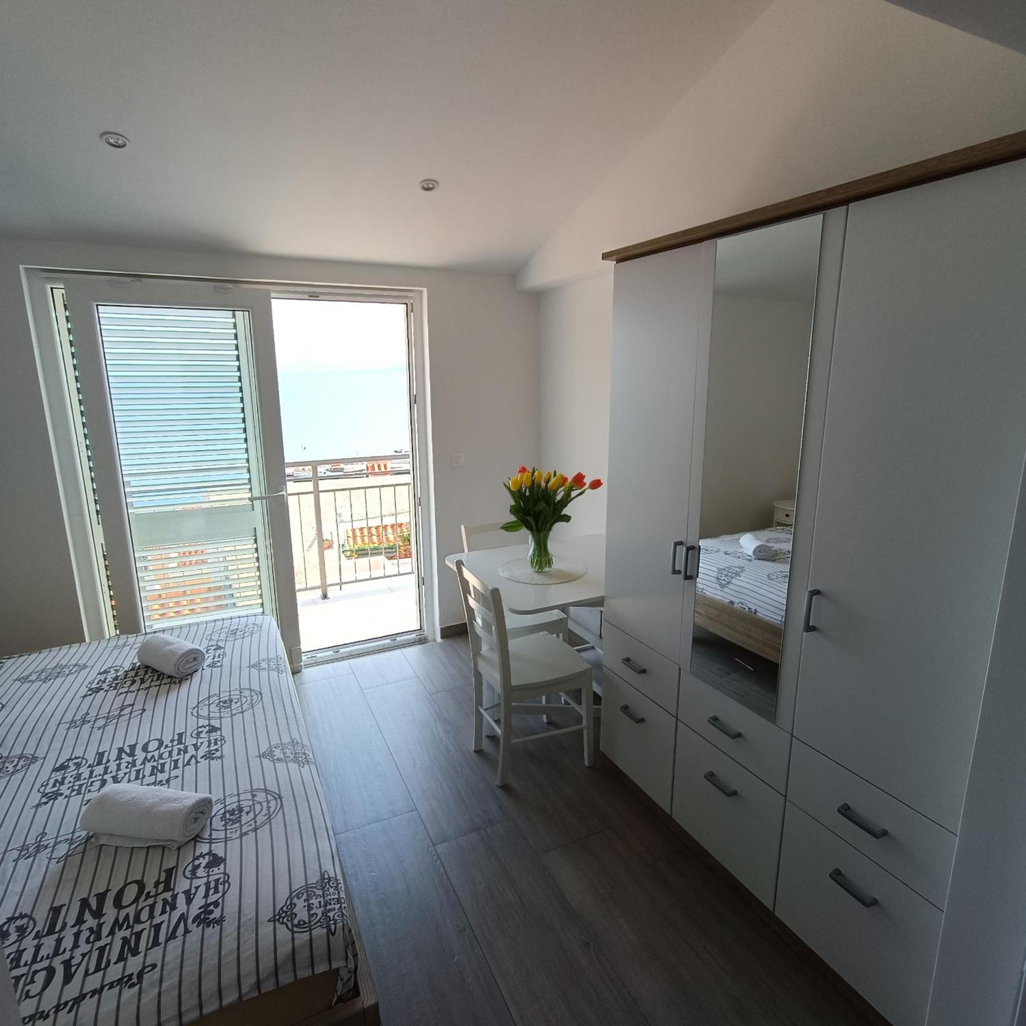 Apartmani Kristijan イグラネ エクステリア 写真
